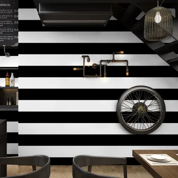 Must ja valge horisontaalsete ja vertikaalsete triipudega tapeet kaasaegne minimalistlik elutuba, magamistuba kohvi restoran rõivapood