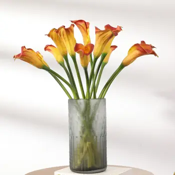 10tk Simulatsiooni PU Väike Calla Lily tehislilled Kodu Vaas Decor Võltsitud Lill Liiliad Pulm Taust Flower Arrangement