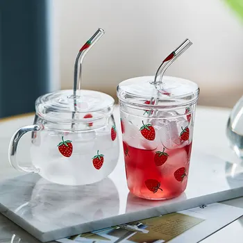 Klaas vett tassi laste armas vett tass maasikas cup ja lihtne ja värske