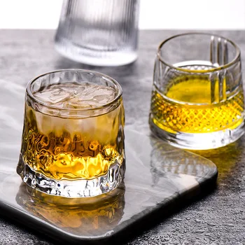 Viski klaas-kristall klaas õlut kruus klaasi vee pudel